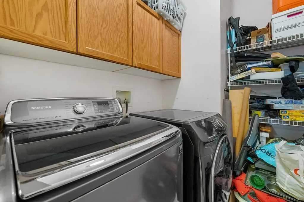 200 Lincoln Way SW Calgary AB T3E 7G7