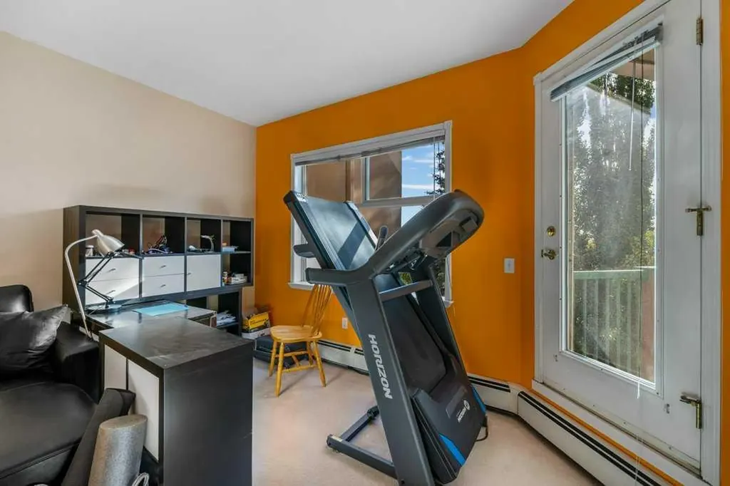 200 Lincoln Way SW Calgary AB T3E 7G7