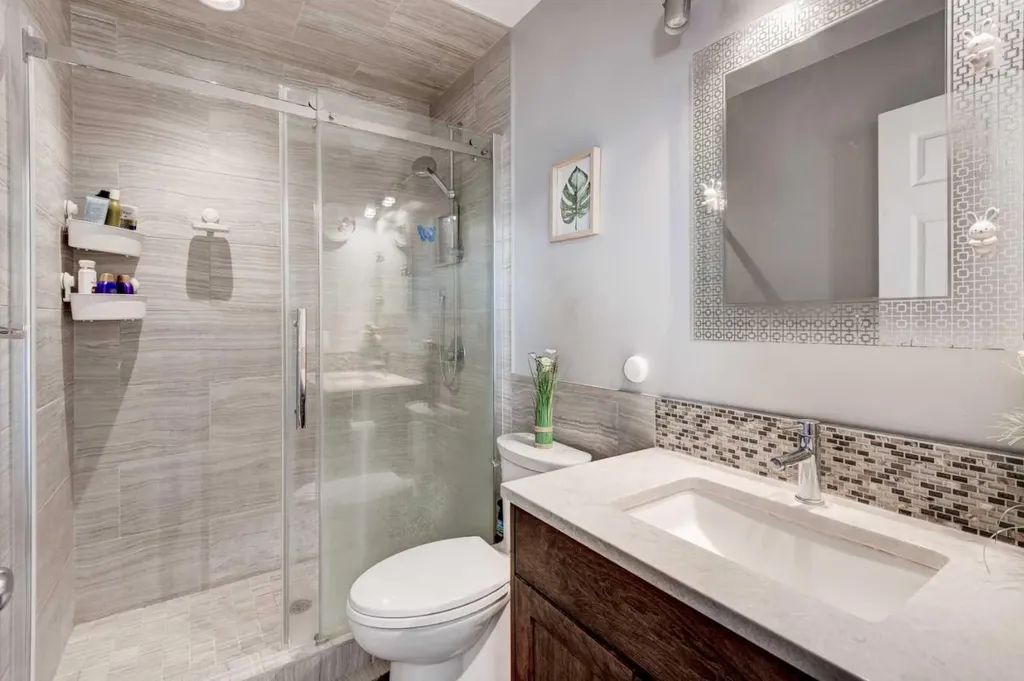 52 Bridlemeadows Common SW Calgary AB T2Y 4V4
