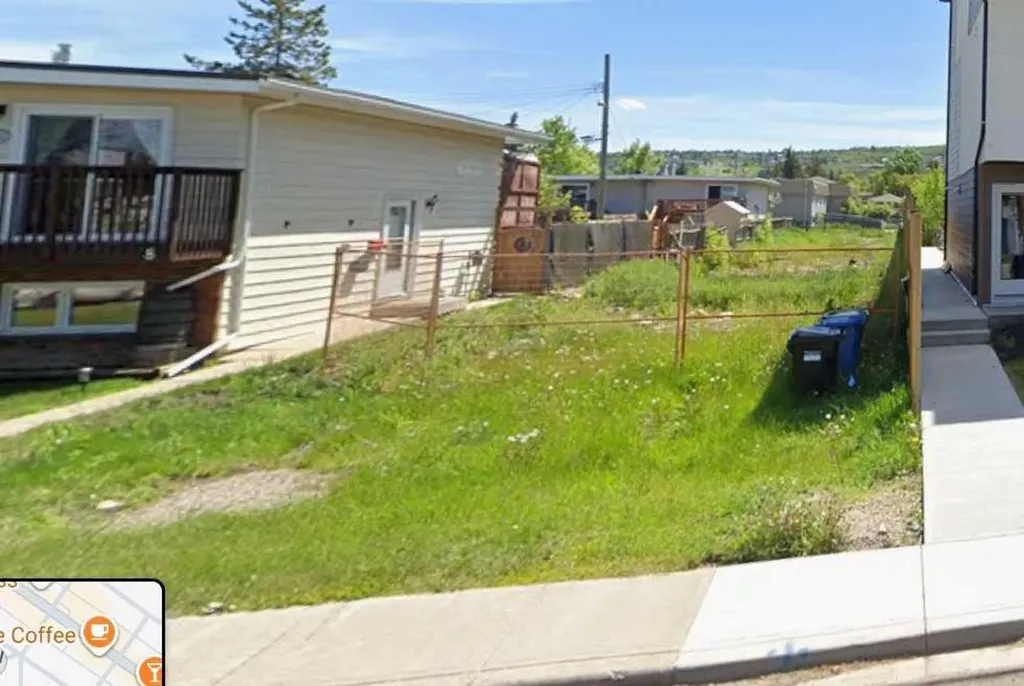 6519 36 Avenue NW Calgary AB T3B 1T6