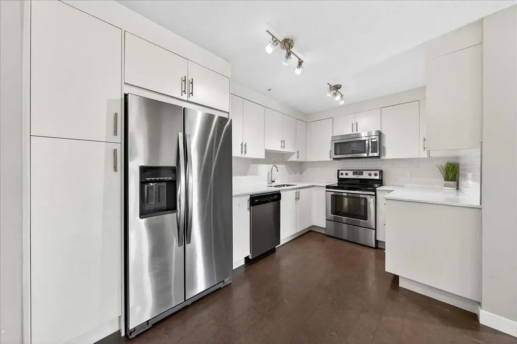 302 Skyview Ranch Drive NE Calgary AB T3N0P5