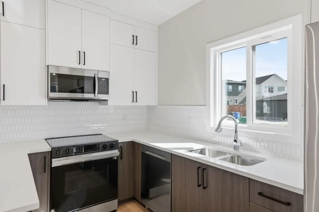 Ellen Park Way Crossfield AB T0M 0S0