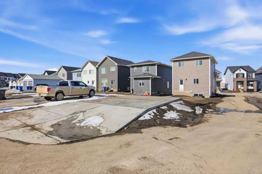 Ellen Park Way Crossfield AB T0M 0S0
