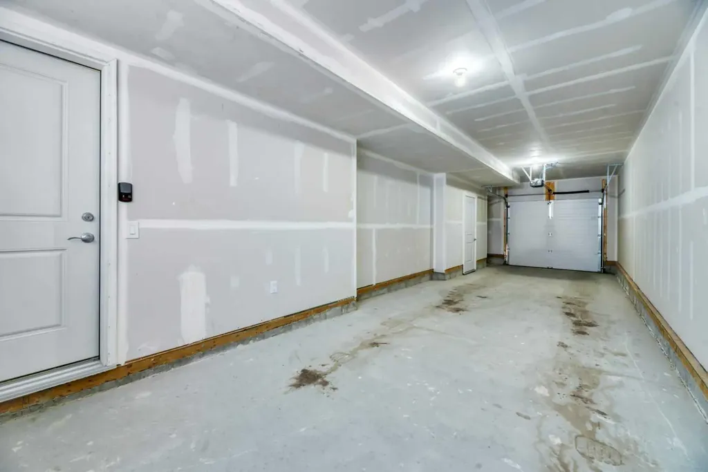 301 Redstone Boulevard NE Calgary AB T3N 1V6