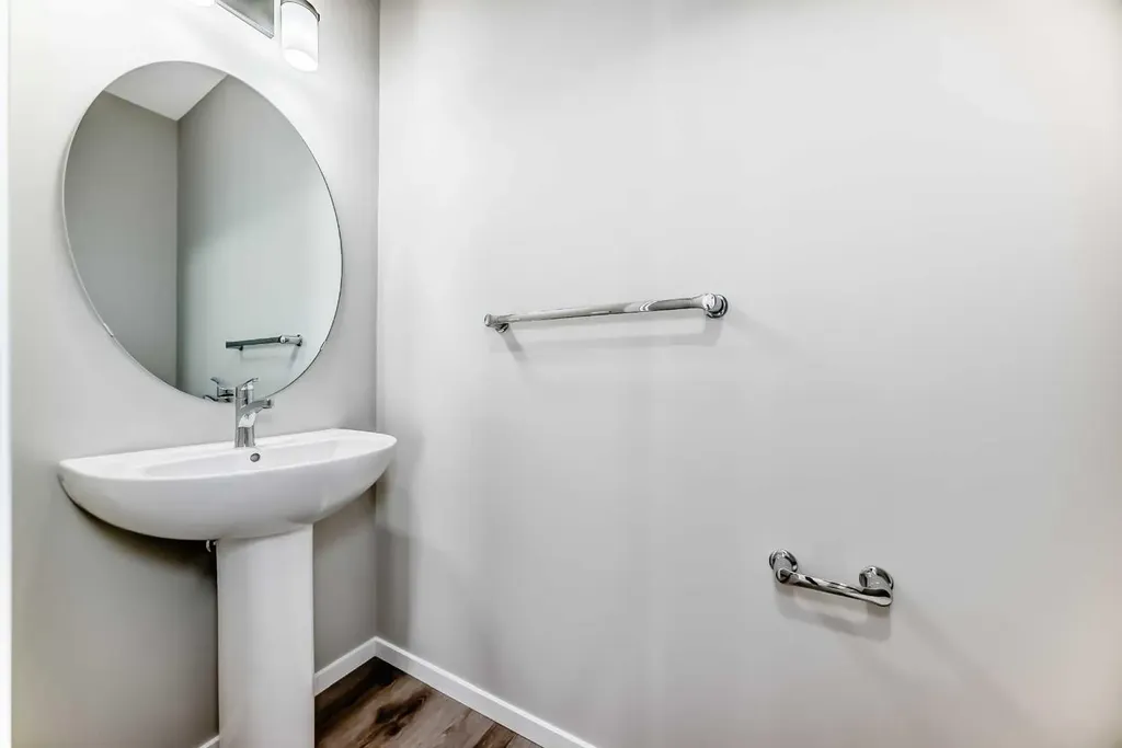 72 Carringwood Rise NW Calgary AB T3P 0R8