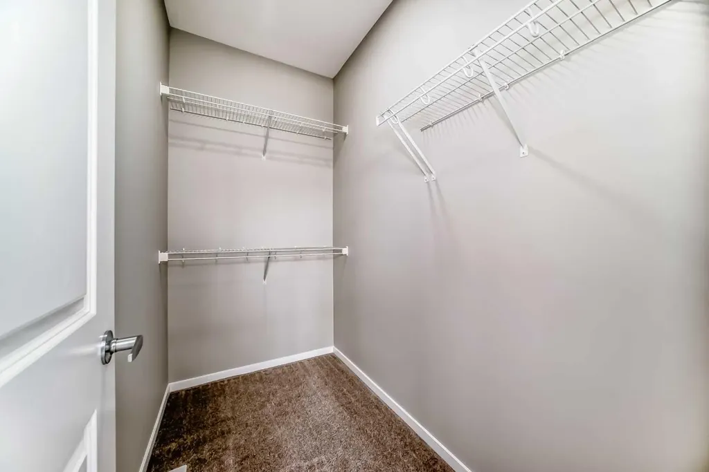 72 Carringwood Rise NW Calgary AB T3P 0R8