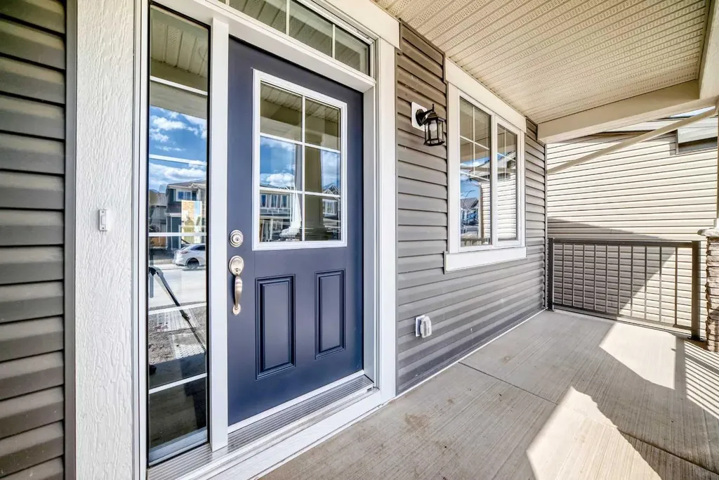 72 Carringwood Rise NW Calgary AB T3P 0R8
