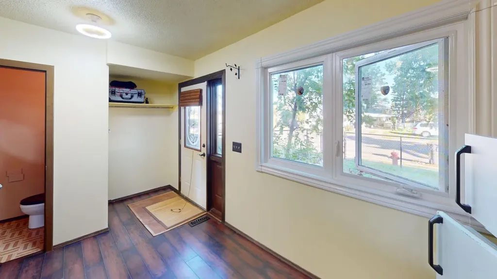 307 8 Avenue Bassano AB T0J0B0