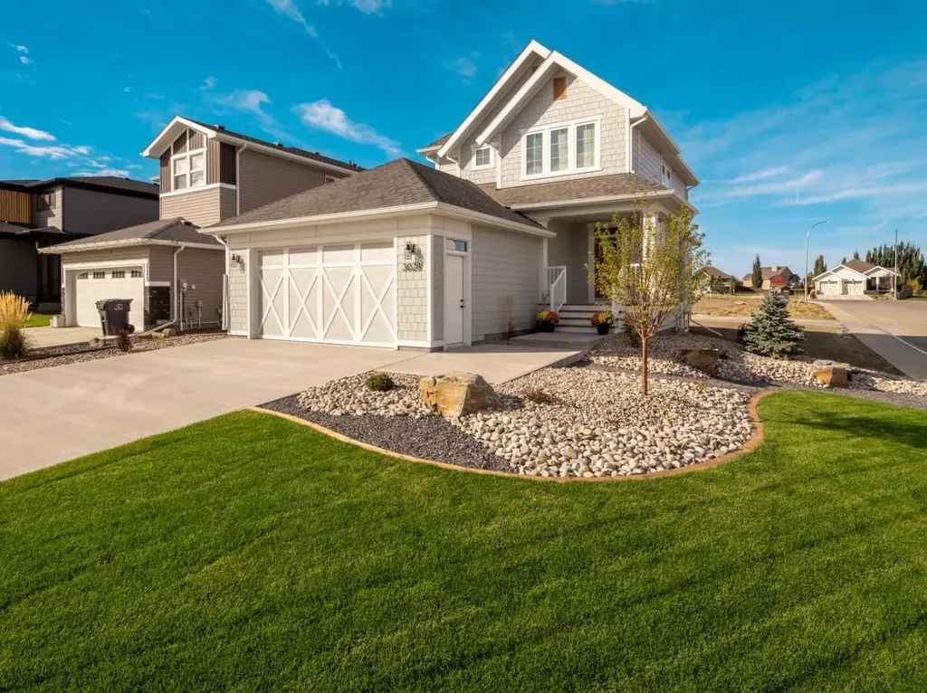 3028 21 Street Coaldale AB T1M0E9