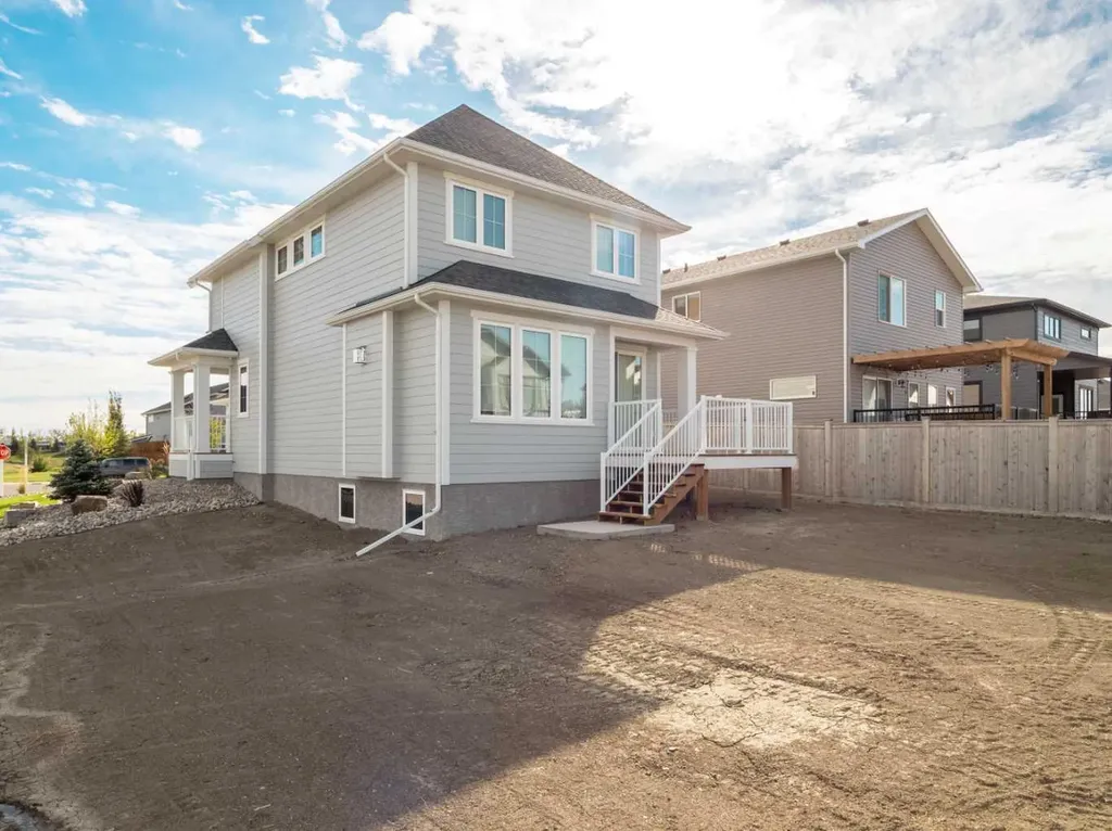 3028 21 Street Coaldale AB T1M0E9