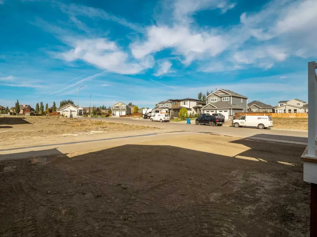 3028 21 Street Coaldale AB T1M0E9
