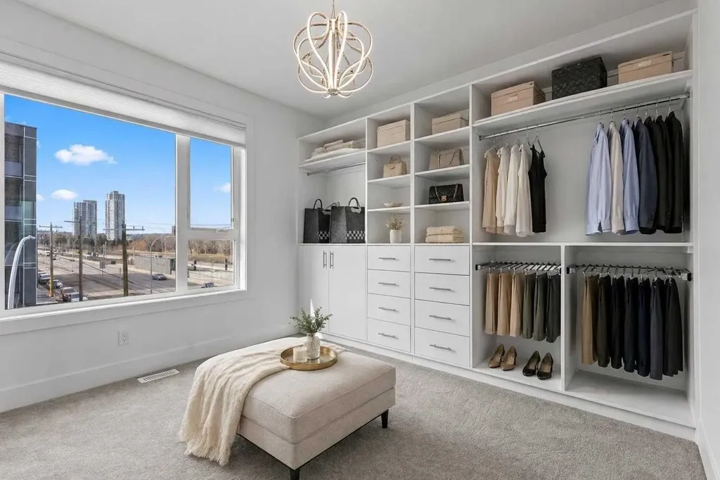 1400 26a Street SW Calgary AB T3C 1K8