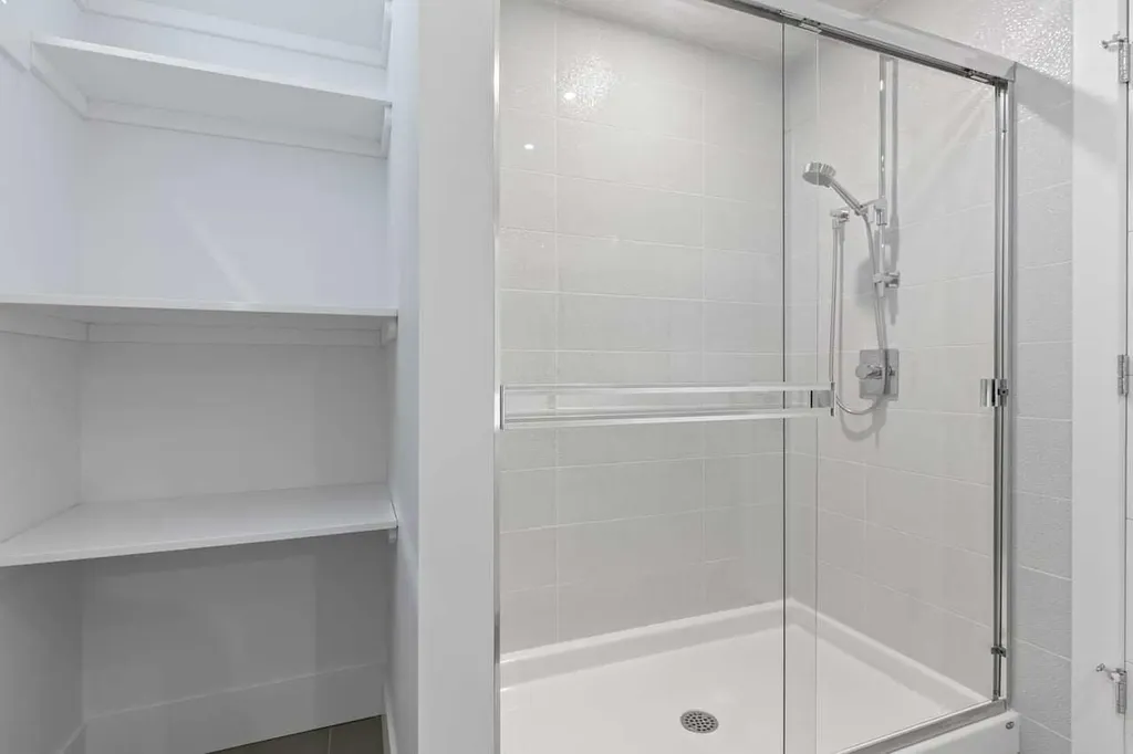 1400 26a Street SW Calgary AB T3C 1K8
