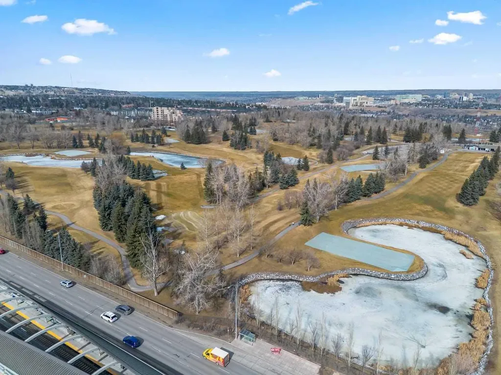 1400 26a Street SW Calgary AB T3C 1K8
