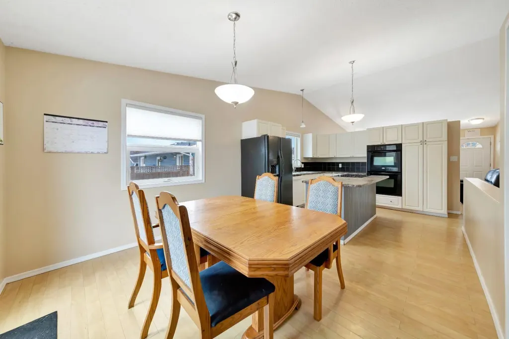 207 3rd Avenue E Neilburg SK S0M 2C0