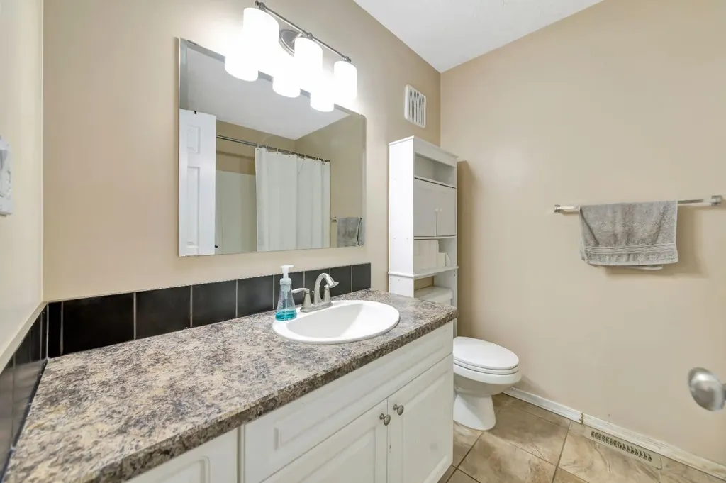 207 3rd Avenue E Neilburg SK S0M 2C0