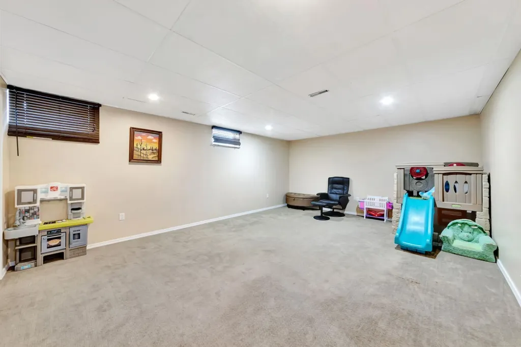 207 3rd Avenue E Neilburg SK S0M 2C0