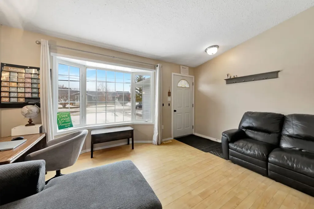 207 3rd Avenue E Neilburg SK S0M 2C0