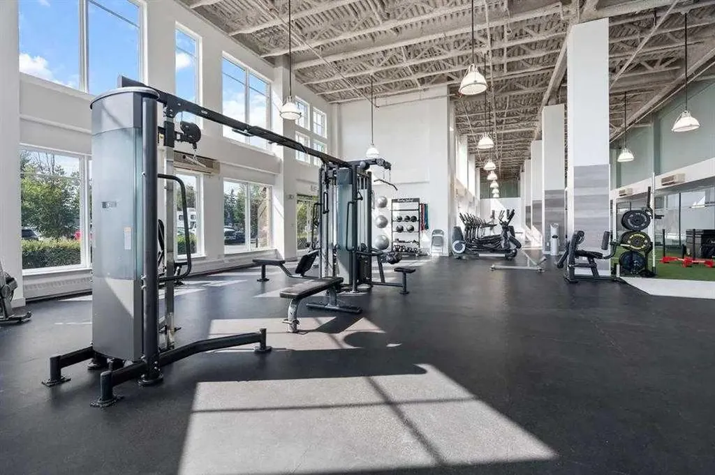 35 Inglewood Park SE Calgary AB T2G1B5