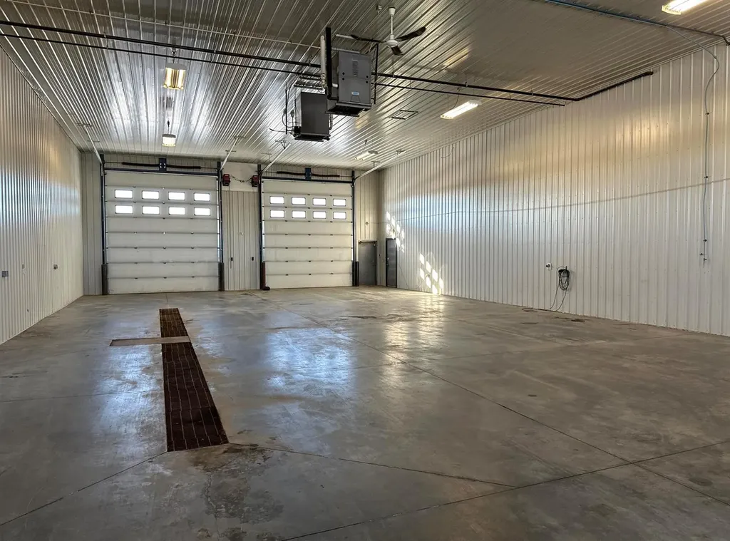 81 Devonia Business Park Rural Vermilion River County Of AB T9C 1C7