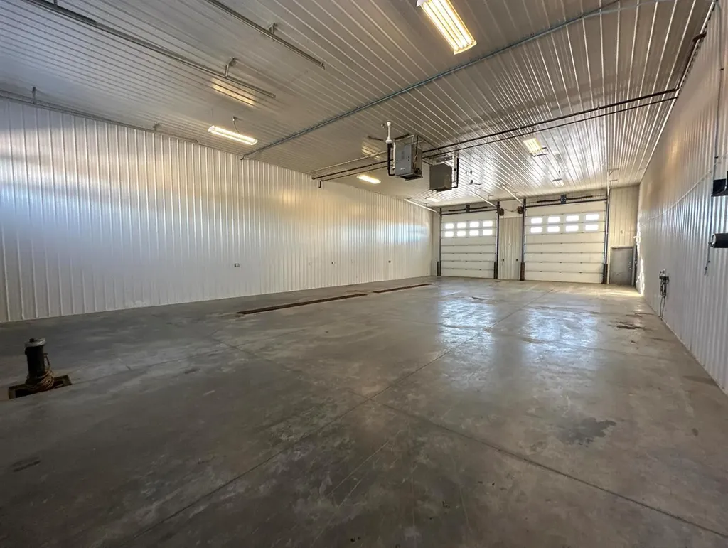 81 Devonia Business Park Rural Vermilion River County Of AB T9C 1C7