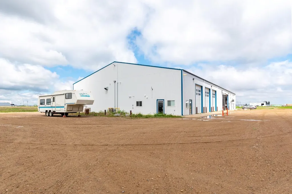 81 Devonia Business Park Rural Vermilion River County Of AB T9C 1C7