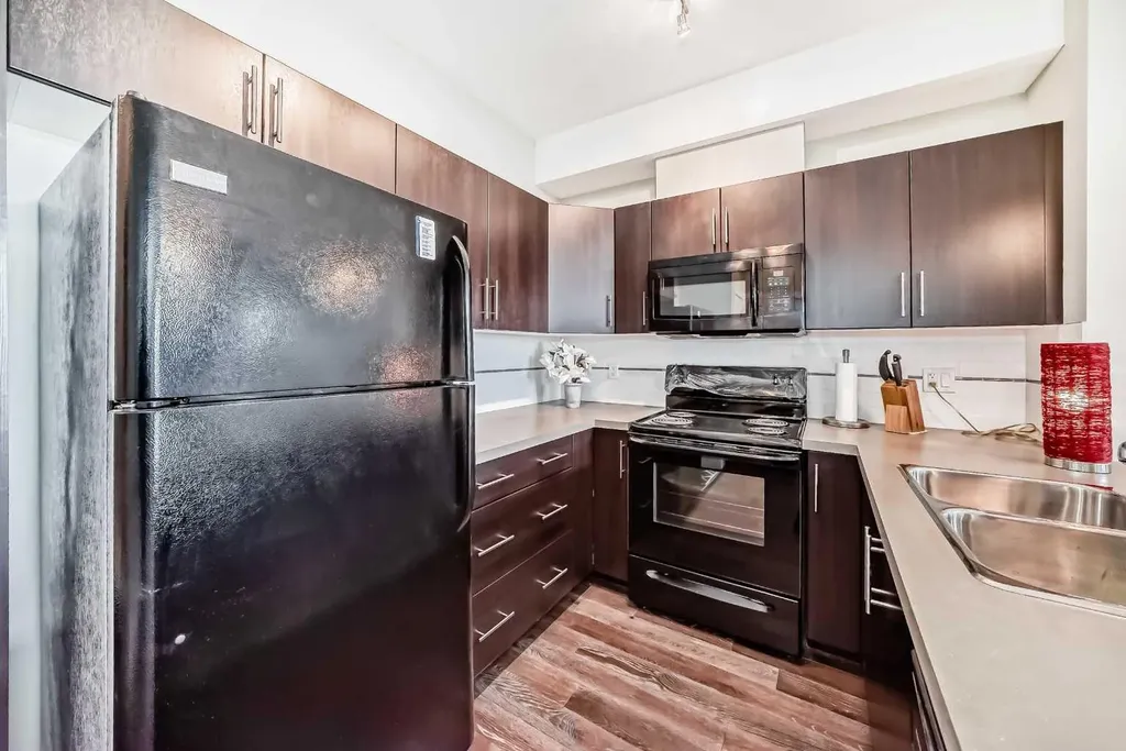 2300 Evanston Square Calgary AB T3P 0G7