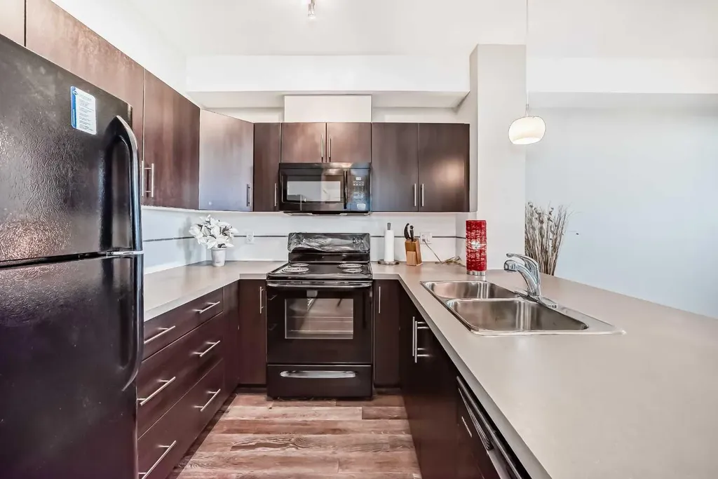 2300 Evanston Square Calgary AB T3P 0G7