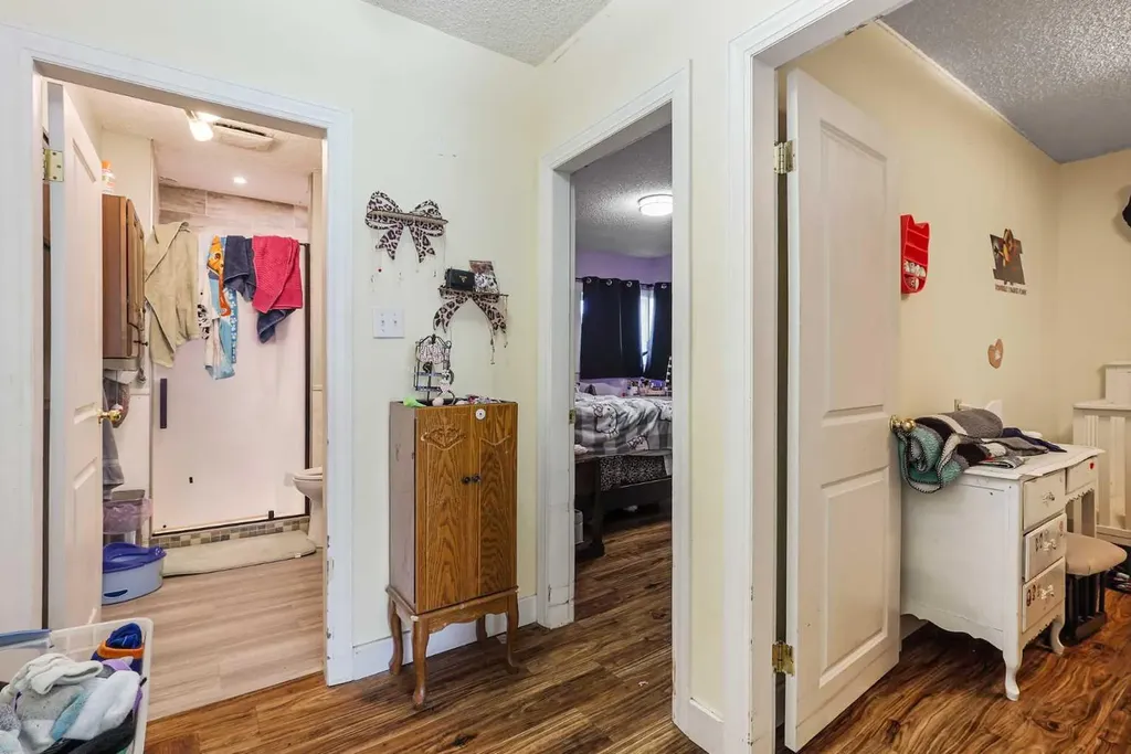 305 2 Avenue W Cardston AB T0K 0K0