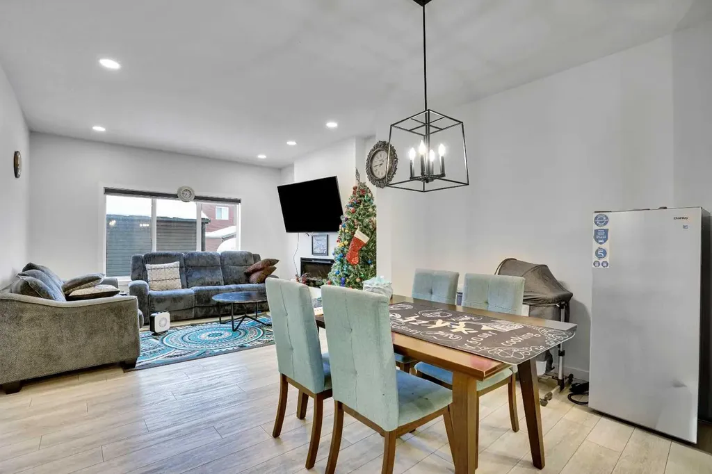 181 Walcrest Boulevard SE Calgary AB T2X4L4