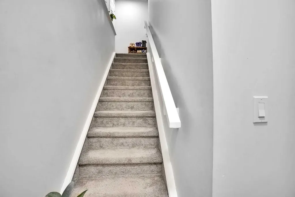181 Walcrest Boulevard SE Calgary AB T2X4L4