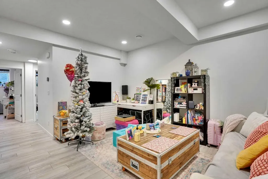 181 Walcrest Boulevard SE Calgary AB T2X4L4