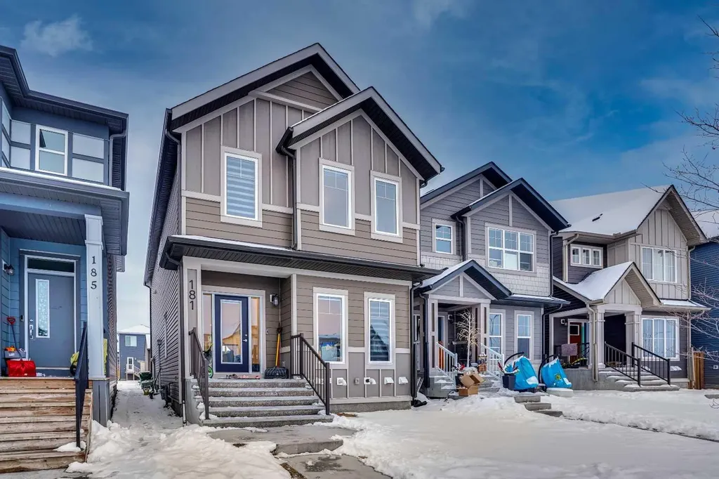 181 Walcrest Boulevard SE Calgary AB T2X4L4