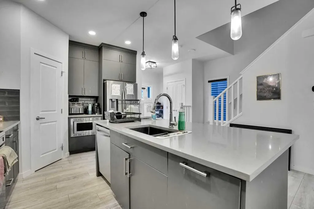181 Walcrest Boulevard SE Calgary AB T2X4L4