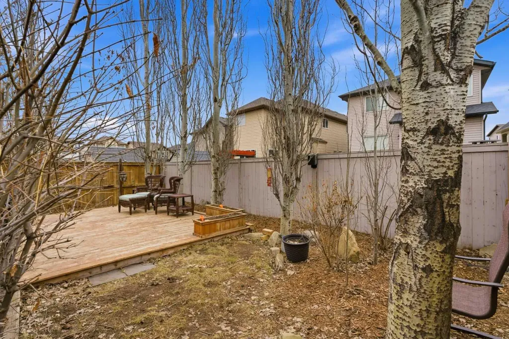 78 Hillcrest Street SW Airdrie AB T4B 0Y7