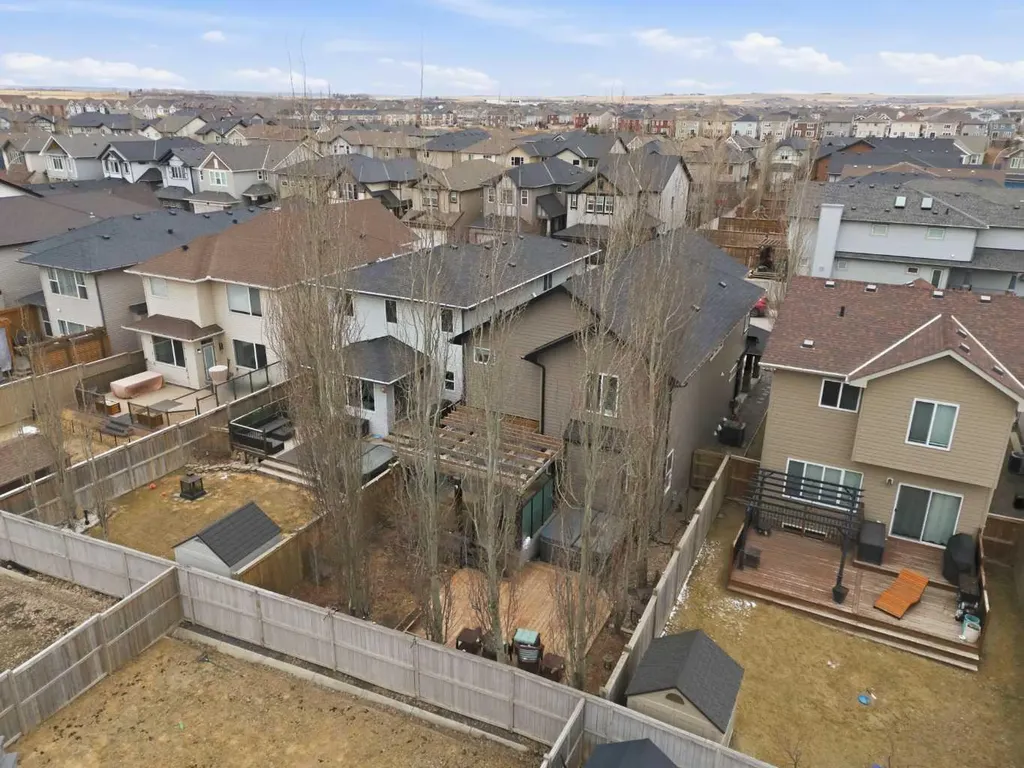 78 Hillcrest Street SW Airdrie AB T4B 0Y7