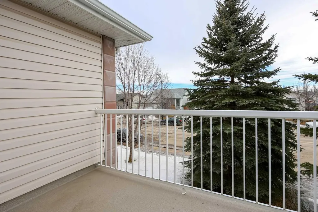 32 Daines Avenue Red Deer AB T4R 2Z5