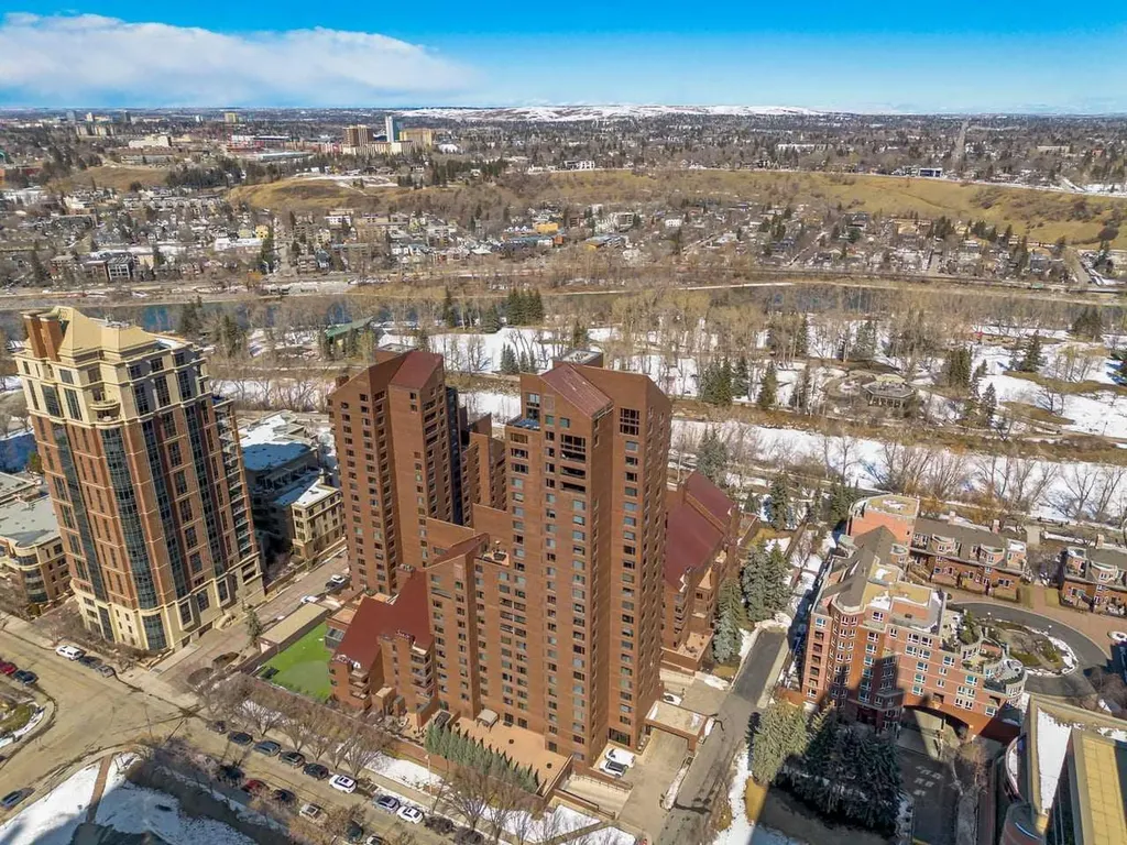 500 Eau Claire Avenue SW Calgary AB T2P 3R8