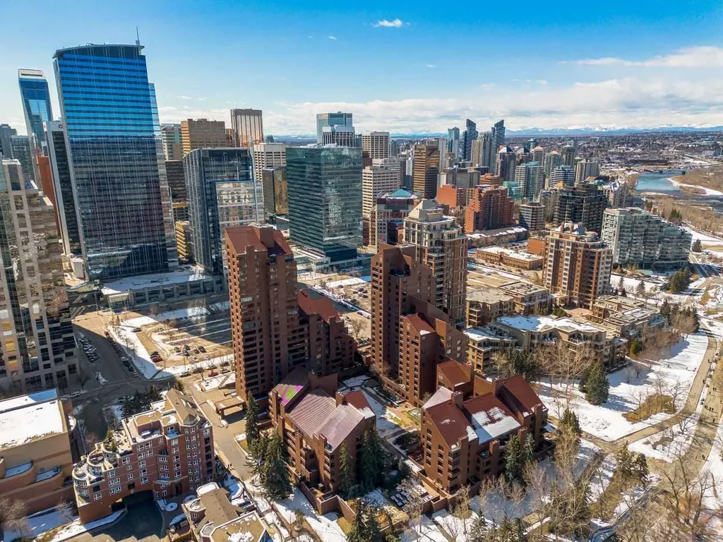 500 Eau Claire Avenue SW Calgary AB T2P 3R8