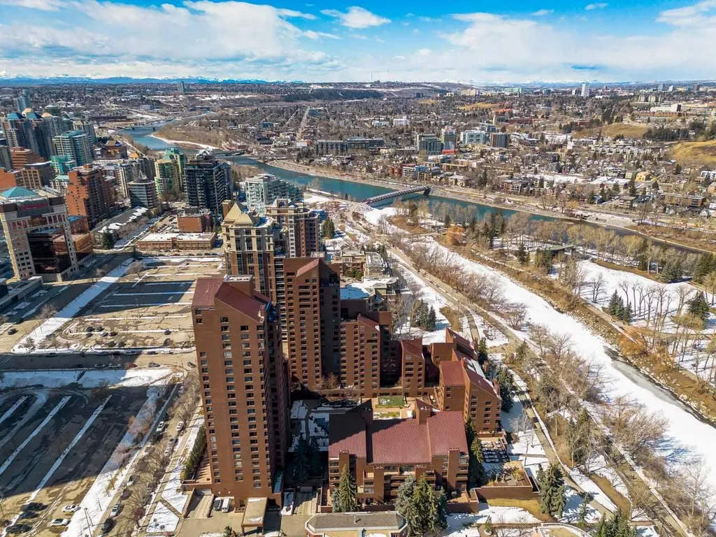 500 Eau Claire Avenue SW Calgary AB T2P 3R8
