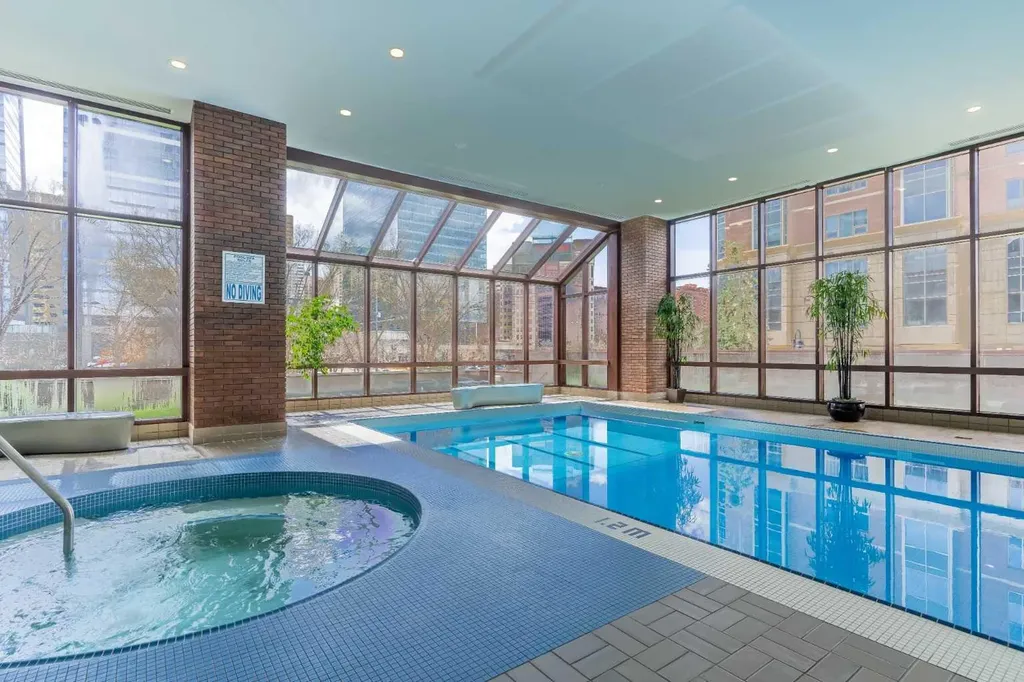 500 Eau Claire Avenue SW Calgary AB T2P 3R8