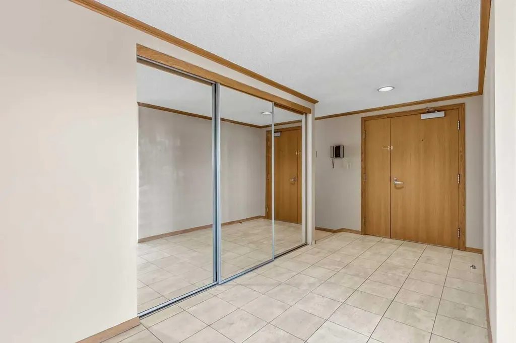 500 Eau Claire Avenue SW Calgary AB T2P 3R8