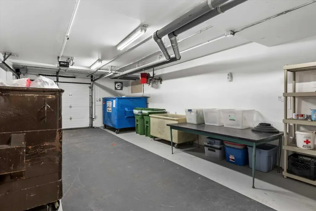 723 57 Avenue SW Calgary AB T2V4Z3
