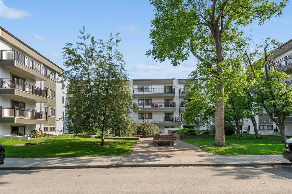 723 57 Avenue SW Calgary AB T2V4Z3