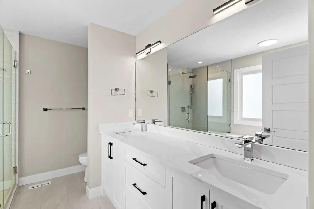 160 Vantage Drive Cochrane AB T4C 3G3