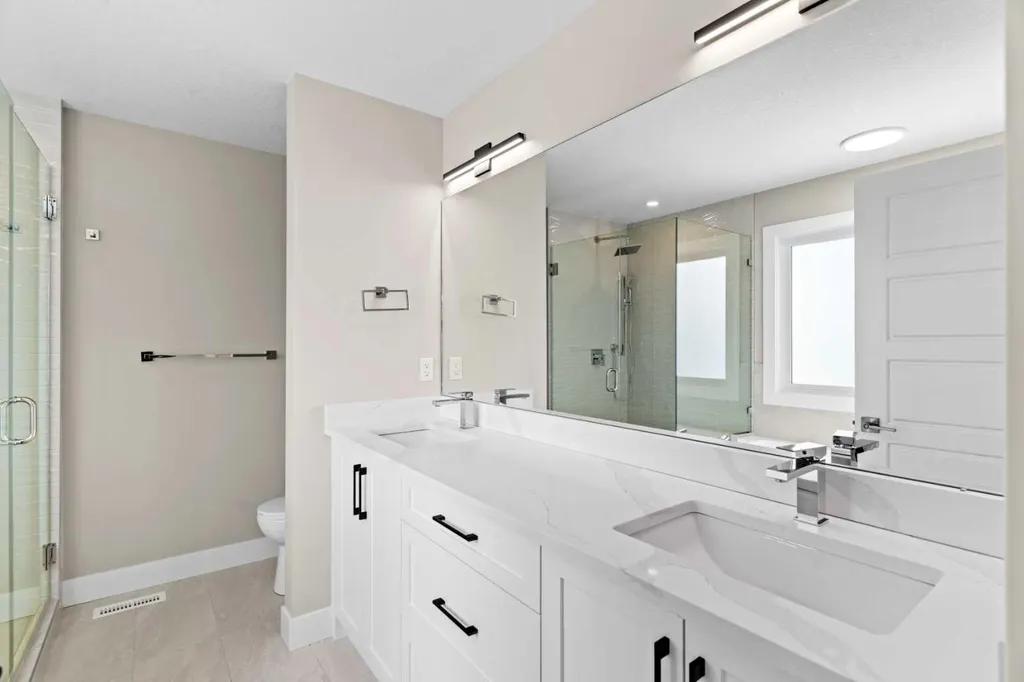 160 Vantage Drive Cochrane AB T4C 3G3