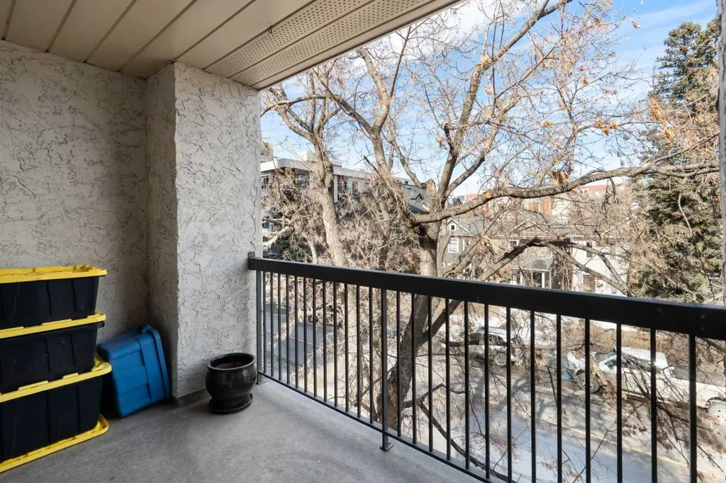 305 25 Avenue SW Calgary AB T2S 0L3