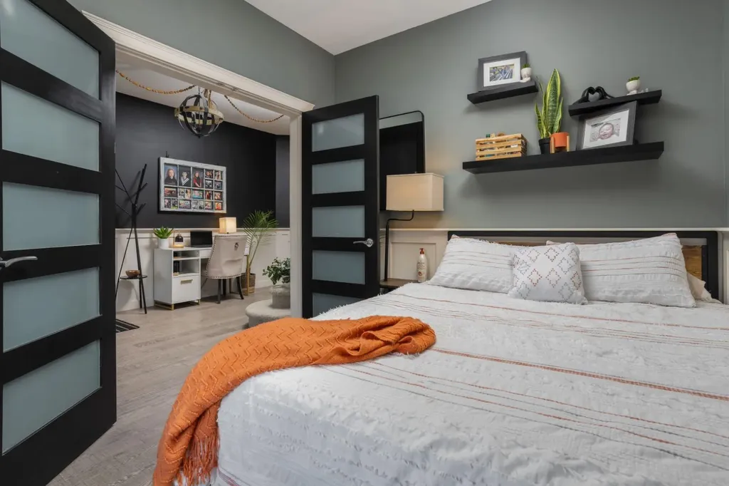 5215 35 Avenue Camrose AB T4V 5H5