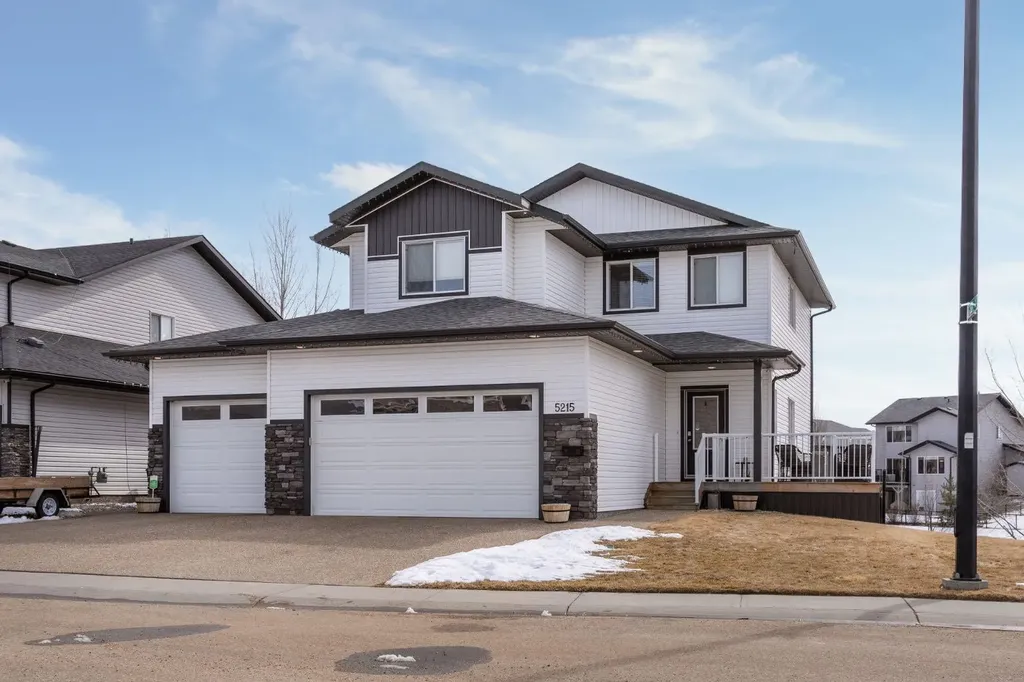 5215 35 Avenue Camrose AB T4V 5H5
