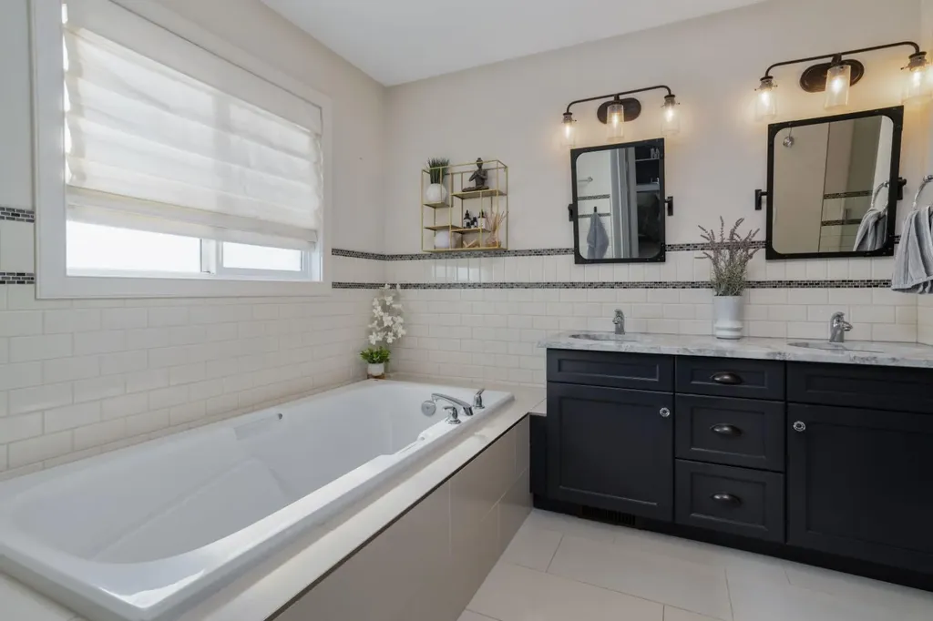 5215 35 Avenue Camrose AB T4V 5H5